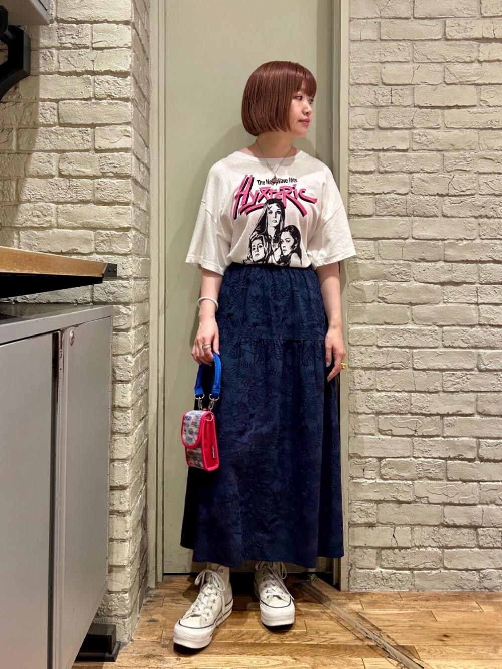 HYSTERIC GLAMOUR（ヒステリックグラマー）の「ロゴスタッズ 三
