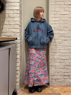 「HYSTERIC GLAMOUR（ヒステリックグラマー）のミリタリーロングスカート（スカート）」を使った、mariko.tさん（レディース・161cm）の秋コーディネート