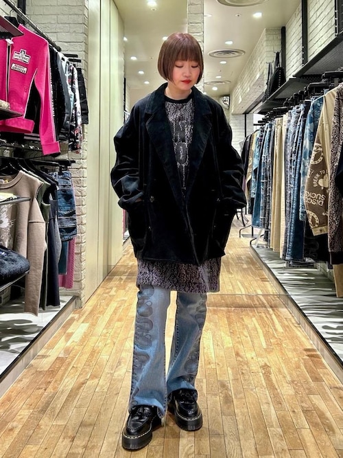 ヒステリックグラマー　デニムフレアパンツ　SNAKE LOOP SNAKE LOOP柄デニムフレアパンツ|HYSTERIC GLAMOUR WOMEN | HYSTERIC