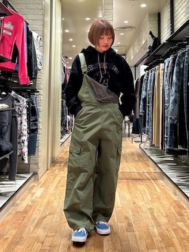 「アイテム（つなぎ/オールインワン）」を使った、mariko.tさん（レディース・161cm）の冬コーディネート