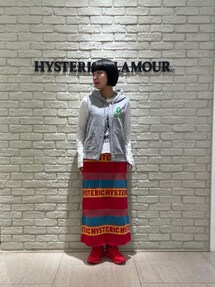 ＊HYSTERIC VIP CLUB ショート丈Tシャツ＊新品＊タグ付き＊ HYSTERIC VIP CLUB ショート丈Tシャツ＊新品＊タグ付き