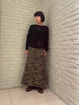 「HYSTERIC GLAMOUR（ヒステリックグラマー）のミリタリーロングスカート（スカート）」を使った、OKUDAさん（レディース・161cm）の秋コーディネート