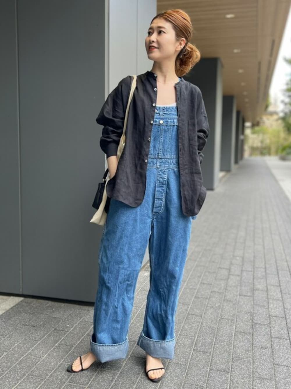 TICCA / ティッカ】リネンノーカラーシャツを使った人気