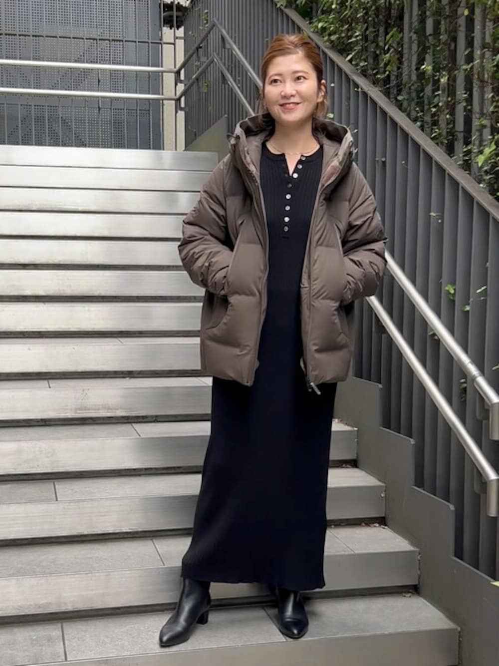 RIKA(Spick & Span 本社)｜DESCENTE ALLTERRAINのダウンジャケット