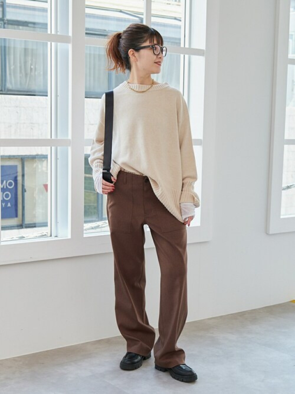 「ワントーンコーデ、リラックス、ベイカーパンツ、スピック＆スパン、Spick & Span(Spick & Span)、30代コーデ、イエベ秋」｜「Spick & Spanの≪追加≫バルキーヤーン ロングリブ プルオーバー（ニット/セーター、ベージュ系）」を使った、RIKAさん（レディース・160cm）の冬コーディネートの1枚目の写真