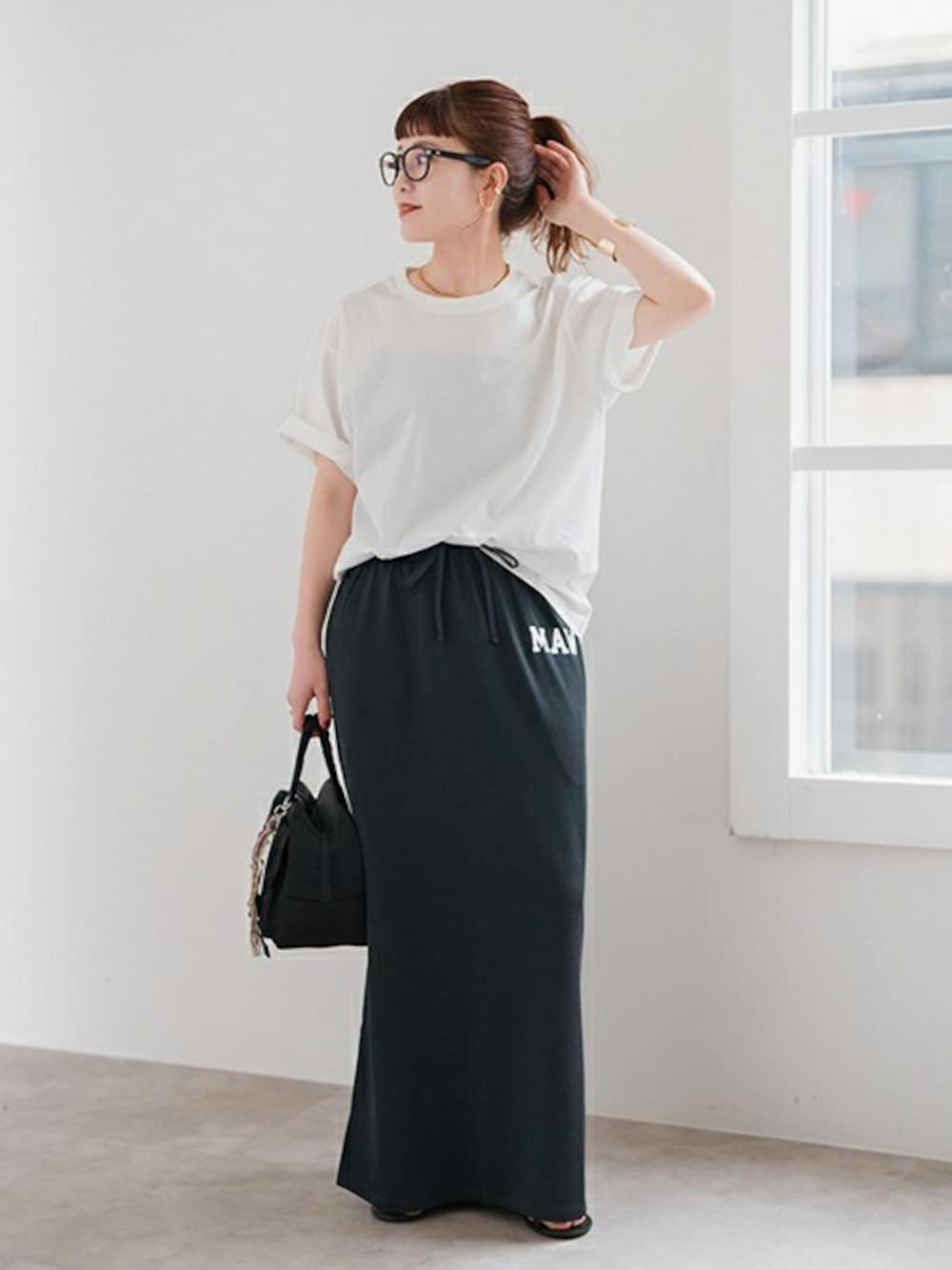 「カットソー、ss、Tシャツ、fashion、スピック＆スパン、WOMEN、Spick & Span(Spick & Span)」｜「Spick & SpanのファインコットンルーズTシャツ（Tシャツ/カットソー、ホワイト系）」を使った、RIKAさん（レディース・160cm）の春コーディネートの1枚目の写真