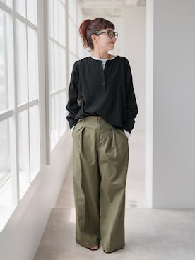 「アイテム（カーゴパンツ）」を使った、RIKAさん（レディース・160cm）の秋コーディネート