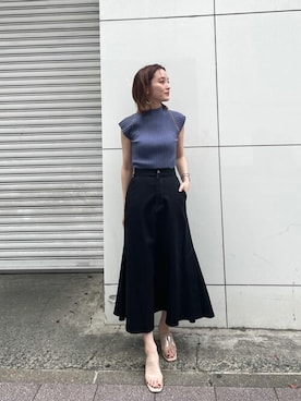「LAGUNAMOON（ラグナムーン）のアイテム（ブレスレット）」を使った、藤井さん（レディース・166cm）の夏コーディネート