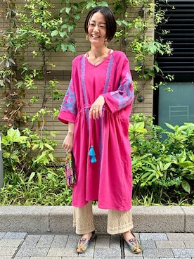 「チチカカ」｜「アイテム（タンクトップ）」を使った、チチカカさん（レディース・157cm）の春コーディネート