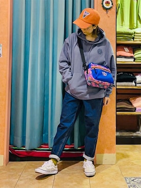 「チチカカ」｜「アイテム（デニムパンツ）」を使った、チチカカさん（レディース・155cm）の冬コーディネート