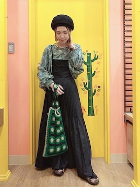 「エスニック」｜「アイテム（ジャンパースカート）」を使った、チチカカさん（レディース・158cm）の春コーディネート