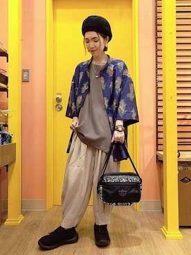 「チチカカ」｜「アイテム（ショルダーバッグ）」を使った、チチカカさん（レディース・158cm）の春コーディネート