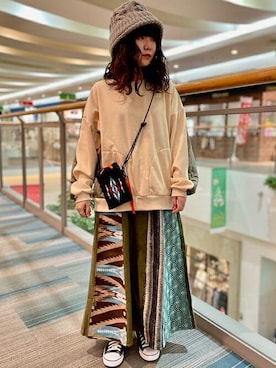 「エスニック」｜「アイテム（スウェット）」を使った、チチカカさん（レディース・158cm）の冬コーディネート