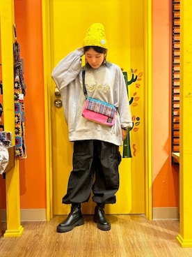 「エスニック」｜「アイテム（スウェット）」を使った、チチカカさん（レディース・151cm）の春コーディネート