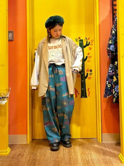 パンツ chika セール】 【日本製／ラメ入り】上品なストレートワイドパンツ