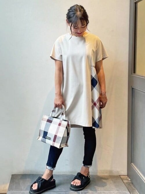 BLUE LABEL CRESTBRIDGE（ブルーレーベルクレストブリッジ）の