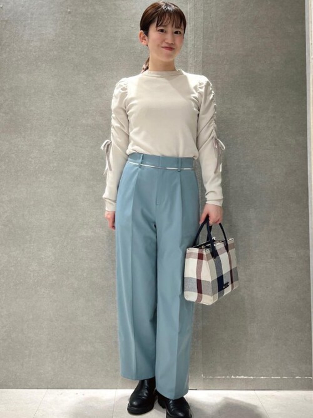 BLUE LABEL CRESTBRIDGE（ブルーレーベルクレストブリッジ）の