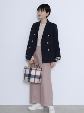「BLUE LABEL CRESTBRIDGE（ブルーレーベルクレストブリッジ）のアイテム（テーラードジャケット）」を使った、ブルーレーベル・クレストブリッジ公式さん（レディース・163cm）の春コーディネート