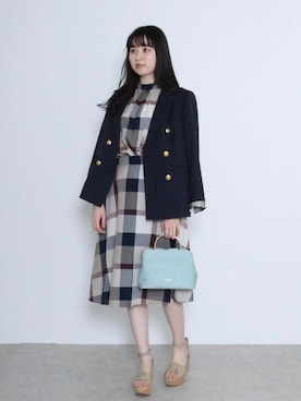 「BLUE LABEL CRESTBRIDGE（ブルーレーベルクレストブリッジ）のアイテム（テーラードジャケット）」を使った、ブルーレーベル・クレストブリッジ公式さん（レディース・165cm）の春コーディネート