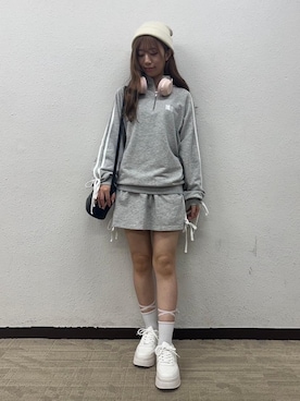 「韓国コーデ」｜「アイテム（スウェット）」を使った、emsexcite　/　エムズエキサイトさん（レディース・158cm）の秋コーディネート