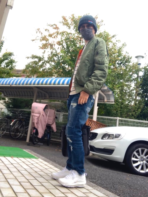 デニムパッチワークのMA-1ジャケット