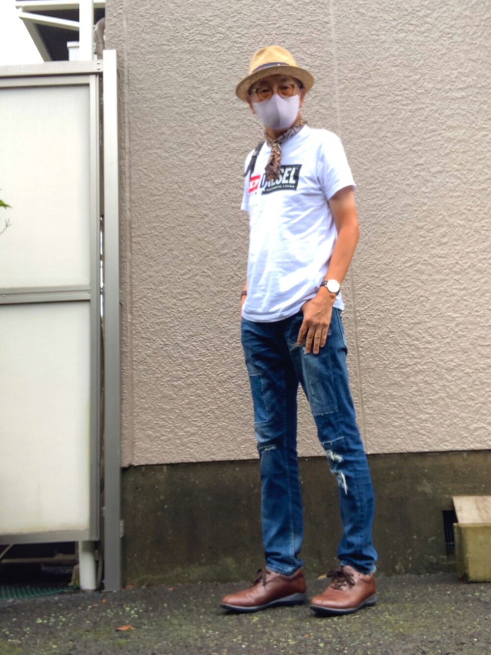 HiRo🇺🇸さんの「メンズ Tシャツ Wロゴ 半袖 クルーネック プリント（DIESEL）」を使ったコーディネートの1枚目の写真