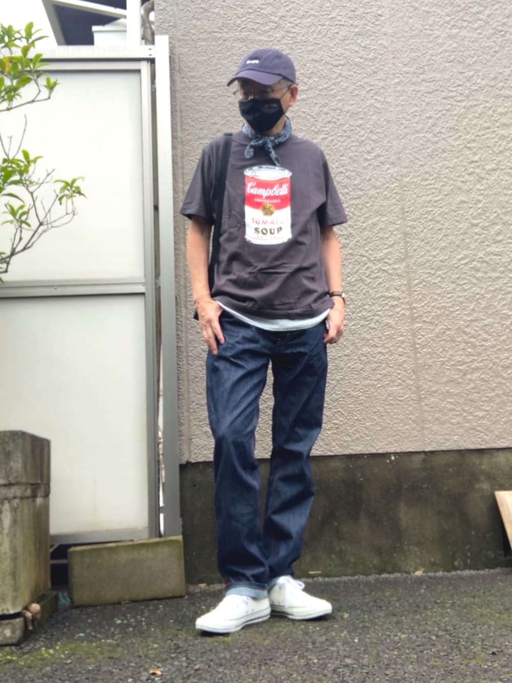 「Tシャツ、UNIQLO U、Andy Warhol、denim、デニム、リーバイス511、コンバース、スニーカー、キャップ」｜「UNIQLOのアイテム（Tシャツ/カットソー、ブラック系）」を使った、HiRo🇺🇸さん（メンズ・178cm）の夏コーディネートの1枚目の写真