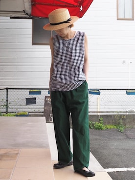 「リラックスパンツ」｜「アイテム（帽子）」を使った、clever elephantさん（レディース・155cm）の春コーディネート