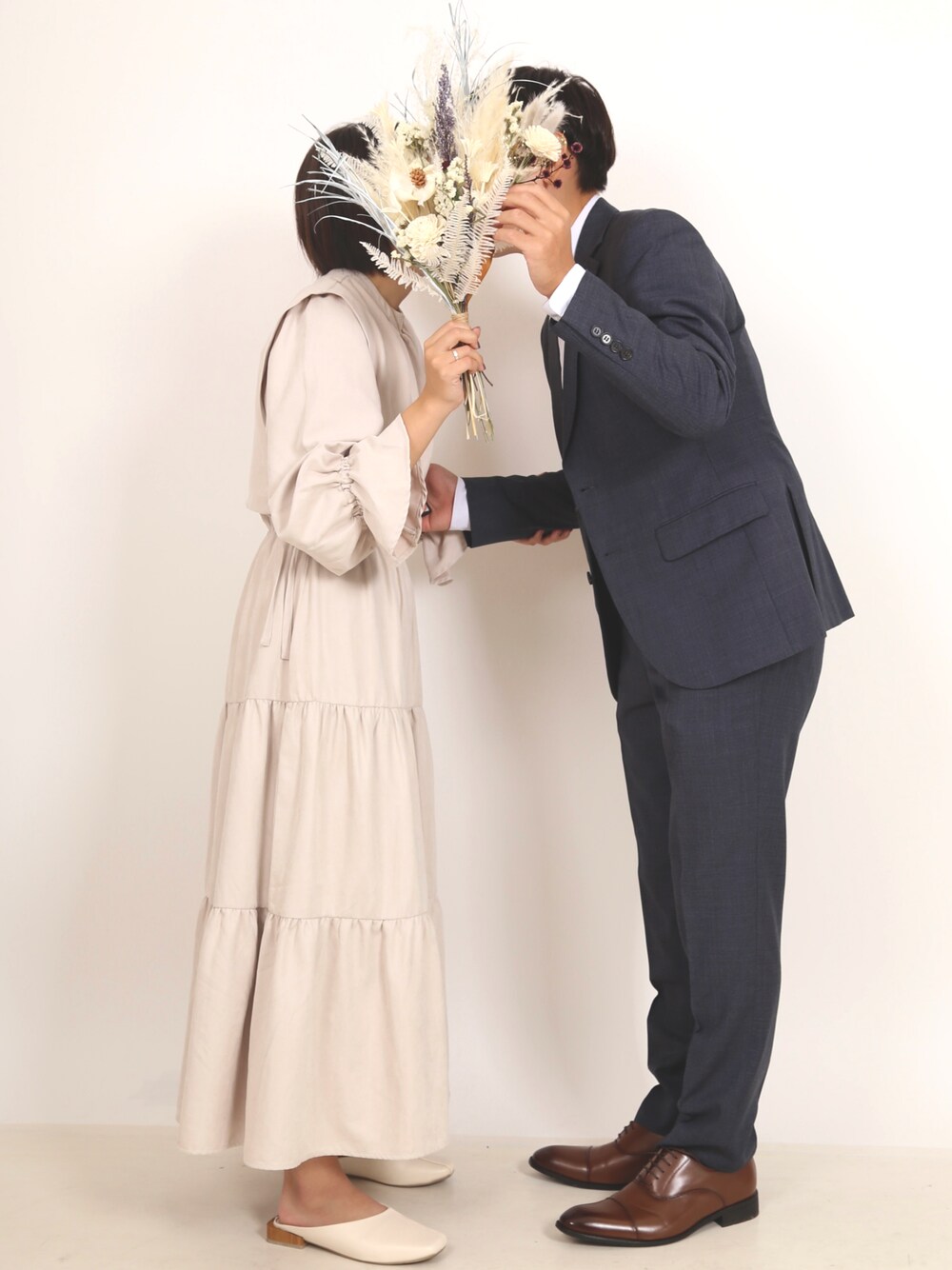 「きれいめカジュアル、大人カジュアル、春コーデ、大人女子、大人コーデ、ワントーンコーデ、韓国ファッション、おしゃれさんと繋がりたい、プチプラ、韓国、沖縄、結婚式、記念日、ワンピース、ootd」｜「w closetのアイテム（ワンピース、ベージュ系）」を使った、문몬 さん（レディース・158cm）の冬コーディネートの1枚目の写真