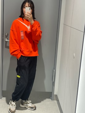 「NIKE(ナイキ)のアイテム(カーゴパンツ)」を使った、ri__oさん(レディース・159cm)の冬コーディネート