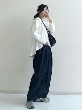 「白Tシャツ」｜ねぎこさん（レディース・159cm）の冬コーディネート