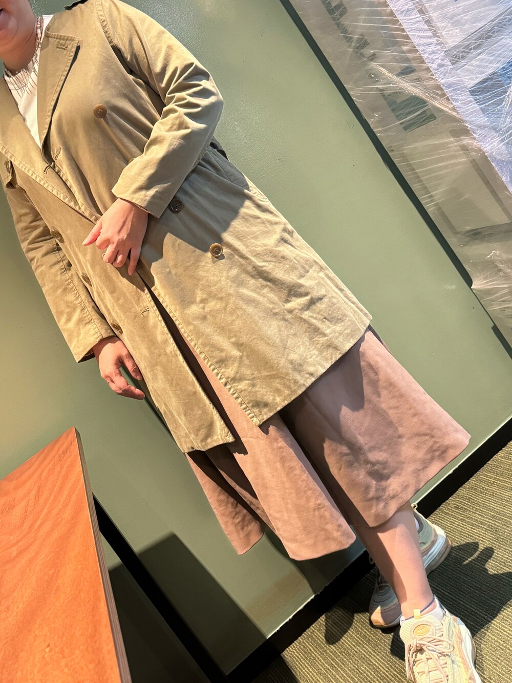 「morandichallenge」｜「NIKEのアイテム（スニーカー、その他）」を使った、jayceejanさん（レディース・165cm）の冬コーディネートの1枚目の写真