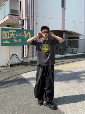 「MAISON SPECIAL（メゾンスペシャル）のアイテム（その他パンツ）」を使った、Yumaさん（メンズ・170cm）の春コーディネート