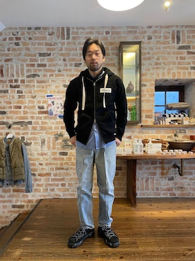 「camper」｜島林さん（メンズ・178cm）の冬コーディネート