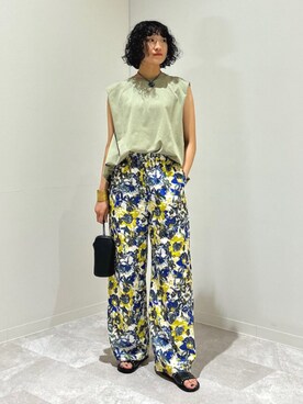 「花柄パンツ」｜森川さん（レディース・159cm）の夏コーディネート