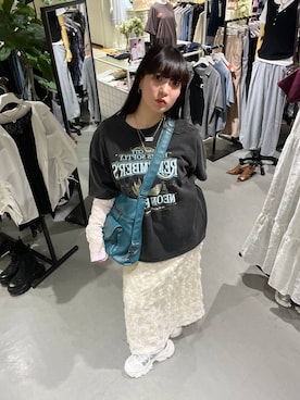「PAGEBOY（ページボーイ）のプラットチャンキースニーカー【3サイズ展開・軽量】（スニーカー、ホワイト系）」を使った、ナナさん（レディース・160cm）の春コーディネート