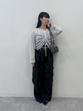 「アイテム（カーゴパンツ）」を使った、ナナさん（レディース・160cm・20代）の夏コーディネート