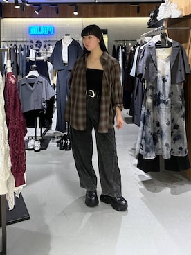 「PAGEBOY（ページボーイ）のオンブレチェックシャツ/チェックシャツ【2WAY仕様/シワになりにくい】（シャツ/ブラウス、ブラウン系）」を使った、ナナさん（レディース・160cm）の夏コーディネート