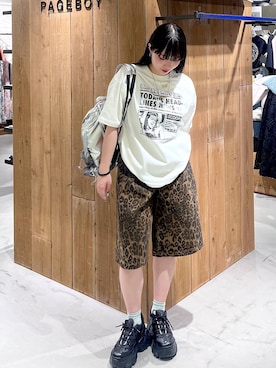 「アイテム（バックパック/リュック、シルバー系）」を使った、ナナさん（レディース・160cm）の春コーディネート