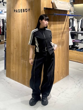 「アイテム（ノーカラージャケット）」を使った、ナナさん（レディース・160cm）の夏コーディネート