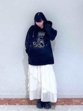 「アイテム（パーカー）」を使った、ナナさん（レディース・160cm）の冬コーディネート