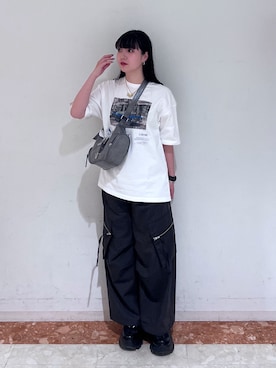 「PBLIM（ページボーイリム）のアイテム（Tシャツ/カットソー）」を使った、ナナさん（骨格ウェーブ・レディース・160cm）の春コーディネート