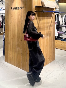 「アイテム（バッグ、レッド系）」を使った、ナナさん（レディース・160cm）の夏コーディネート