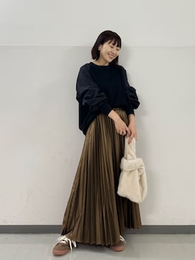 「アイテム（ブレスレット）」を使った、SAKATOさん（レディース・150cm）の秋コーディネート