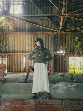 「アイテム（ミリタリージャケット）」を使った、後藤 カノアさん（レディース・165cm）の秋コーディネート