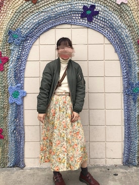 「花柄」｜「アイテム（MA-1）」を使った、メさん（レディース・156cm）の秋コーディネート