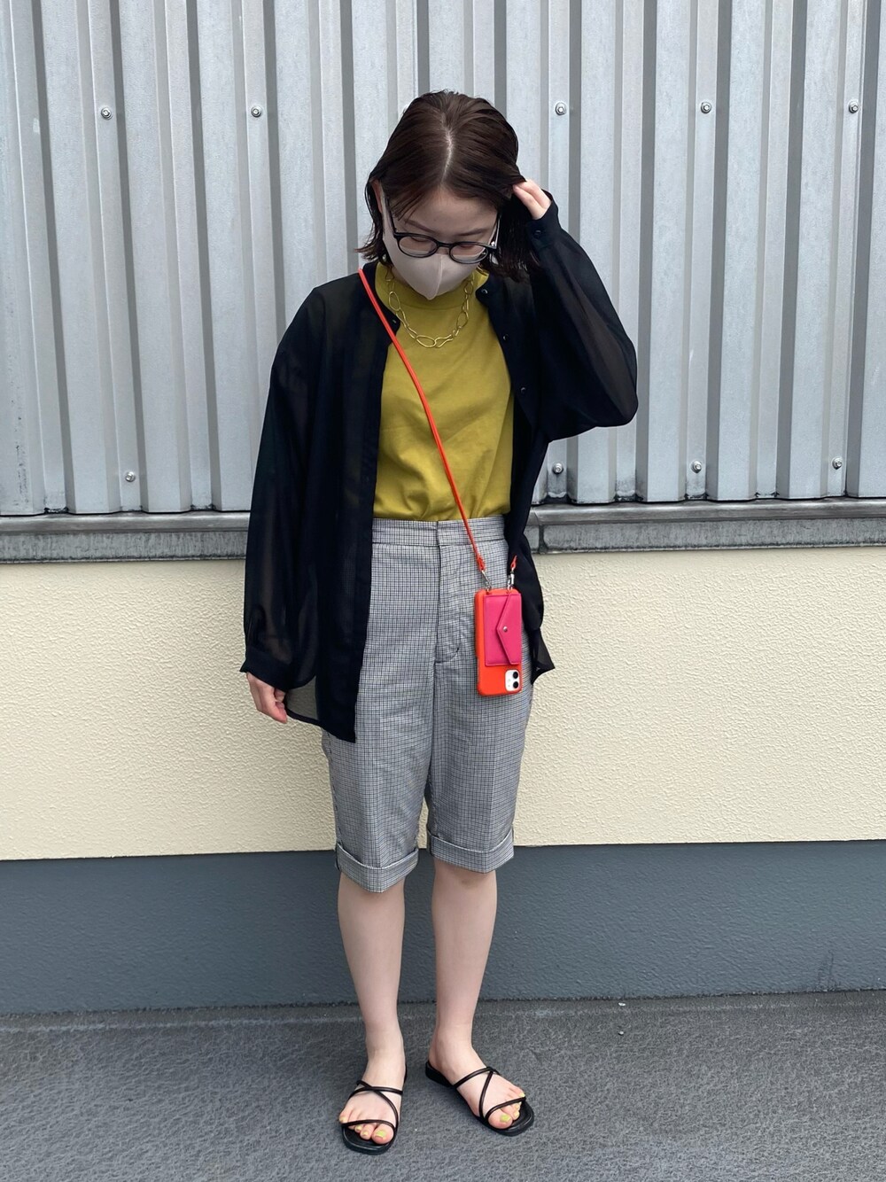 「カジュアルコーデ、夏コーデ、低身長コーデ、ハーフパンツ、Tシャツ、クルーネック、UNIQLO U、GU、nugu」｜「UNIQLOのクルーネックT（半袖）（Tシャツ/カットソー、グリーン系）」を使った、matsuringodesuさん（レディース・155cm）の夏コーディネートの1枚目の写真