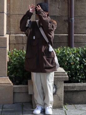 「idealismのアイテム（シャツ/ブラウス、ブラウン系）」を使った、Choiさん（レディース・158cm）の冬コーディネート