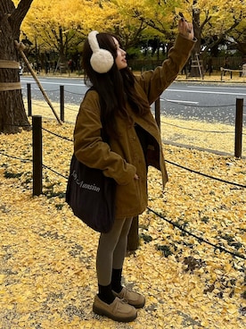 「アイテム（トートバッグ）」を使った、mayaさん（レディース・155cm）の秋コーディネート