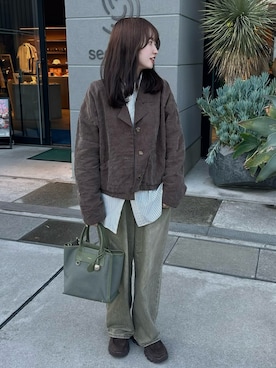 「KBF（ケイビーエフ）の『3サイズ展開』BIGポケットデザインデニム（デニムパンツ、グリーン系）」を使った、mayaさん（レディース・155cm）の春コーディネート